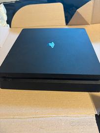 Ps4/ playstation 4 in garanzia con due controller