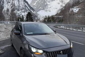 PEUGEOT 208 ALLURE PACK PureTech 100 EAT8
