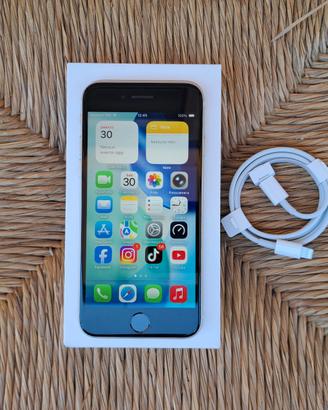Apple iPhone SE 2022