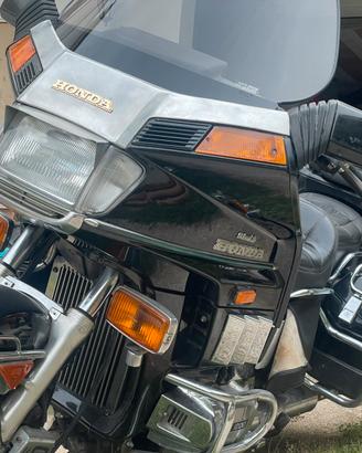 Honda GoldWing 1200 USA base da amatore