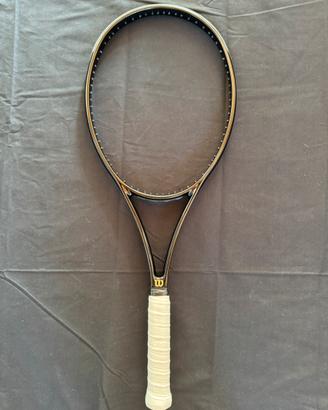 WilsonBlade 98 V7 racquet custom blackout paintjob