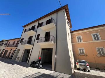 Appartamento di 110 m² con 2 locali e box auto dop