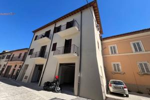 Appartamento di 110 m² con 2 locali e box auto dop