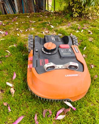 Worx Landroid L2000 (modello WR155E)

