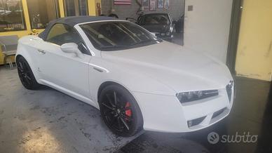 Alfa Romeo Spider 2.2 JTS