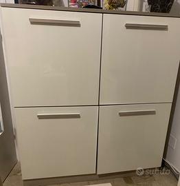 Mobile da soggiorno bianco laccato