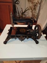 macchina da cucire antica fine 1800