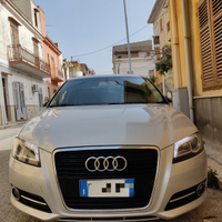 Audi A3 1.6 TDI - Frizione Freni Gomme Amm. NUOVI
