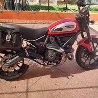 Ducati scrambler 