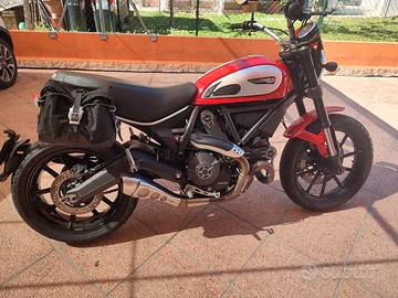 Ducati scrambler 