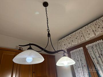 Lampadario a due luci