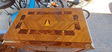 mobiletto bar e madia con radio intarsiate 