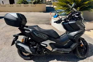 Scooter Honda Adv 350 aprile 2025
