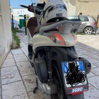 Piaggio Beverly 300 - 2016