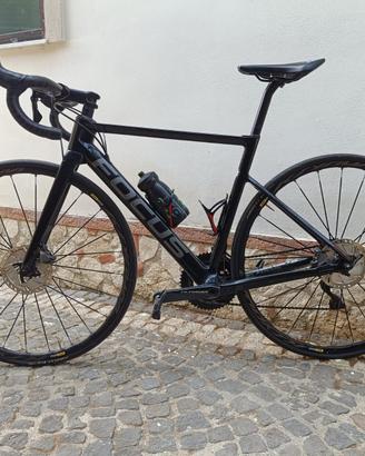 bici da corsa Focus Izalco Max Carbon Disc
