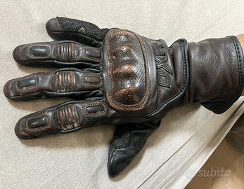 Guanti moto in pelle con protezioni