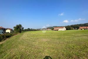 TER. RESIDENZIALE A ROPPOLO