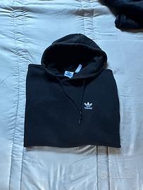 Hoodie Adidas Originals Essential nera con logo
