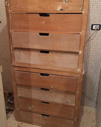 cassettiere in legno