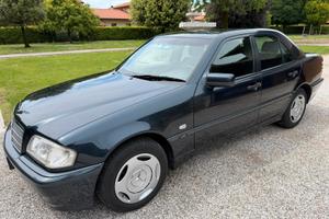Mercedes C180