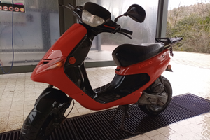 Scooter Peugeot Buxy 50 originale 7000 km