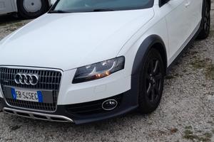 Audi A4 ollroad 2011
