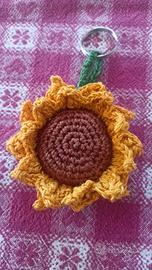 portachiavi girasole all' uncinetto 