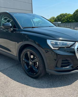 Audi Q3 35 TDI Business Advanced