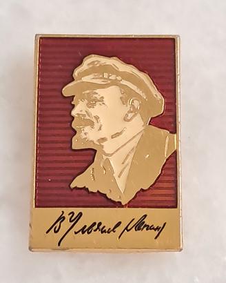 Spilla sovietica con profilo di Vladimir Lenin