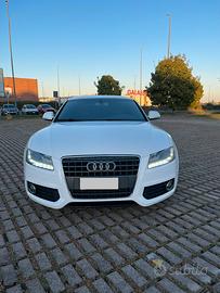Audi A5 2.7