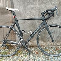 bici da corsa btwin in carbonio