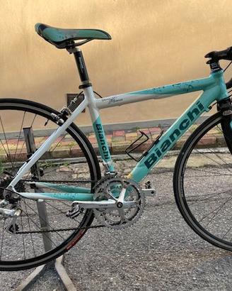 Bici strada Bianchi Dama Bianca serie limitata