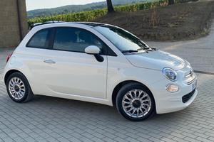 Fiat 500 1.0 Hybrid Launch Edition da Vetrina