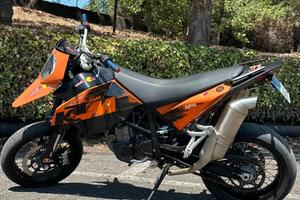 Ktm 690 sm anno 2007