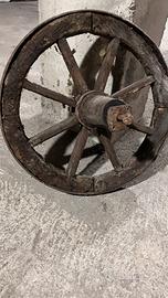 Ruota vecchia cariola