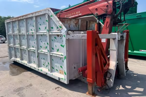CONTAINER SCARRABILE USATO A CIELO APERTO CON G
