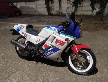 Yamaha fz 750