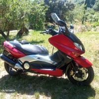 Yamaha tmax