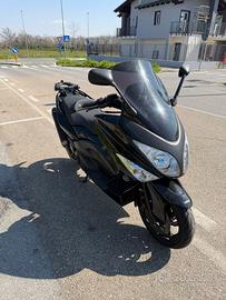 Yamaha Tmax