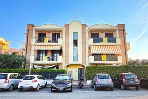3 LOCALI A PORTO SANT'ELPIDIO