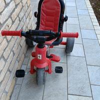 triciclo Ferrari 