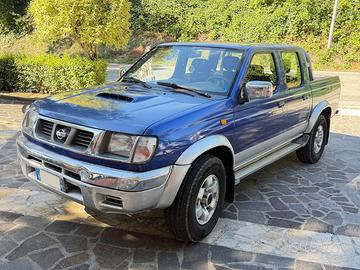 Nissan Navara Pick-up D22 Double Cab 4x4 2500cc