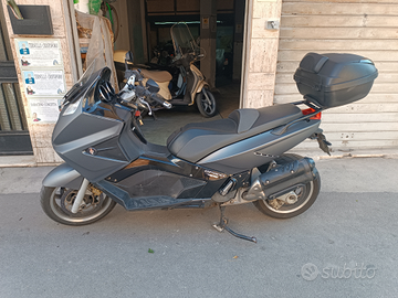 Scooter Gilera gp 800
