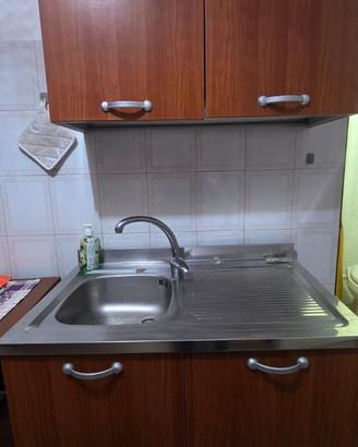 Lavello e pensili cucina