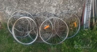 CERCHI DA BICI E MOUNTAIN BIKE VARIE MISURE 