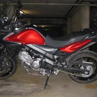 Suzuki V Strom DL 650 - 2014