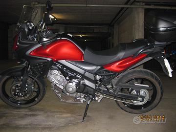 Suzuki V Strom DL 650 - 2014