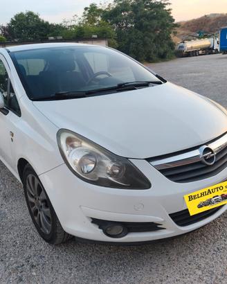 Opel Corsa 2010----1.2 Benzina Neopatentati