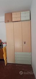 Armadio camera 3 ante e 4 cassetti