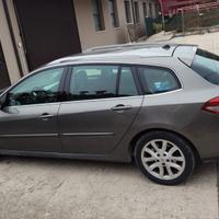 Renault laguna sport 2000